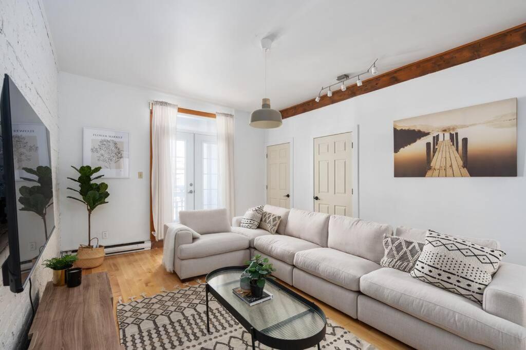 Apartamento Chic Mile-End 3Br Getaway - Free Parking, Sleeps 8 Montreal Exterior foto