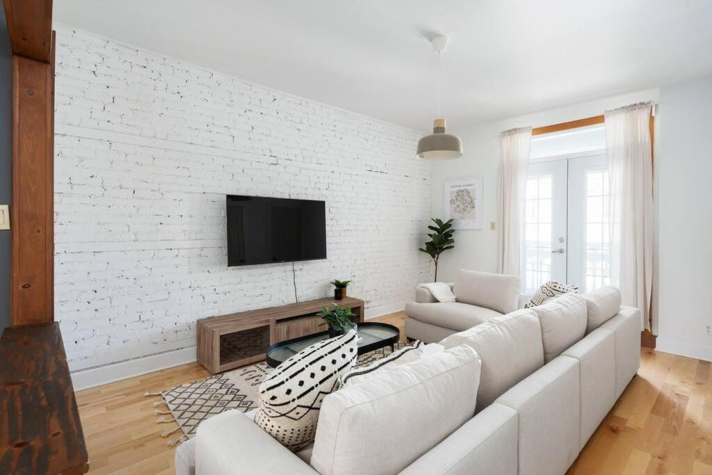 Apartamento Chic Mile-End 3Br Getaway - Free Parking, Sleeps 8 Montreal Exterior foto